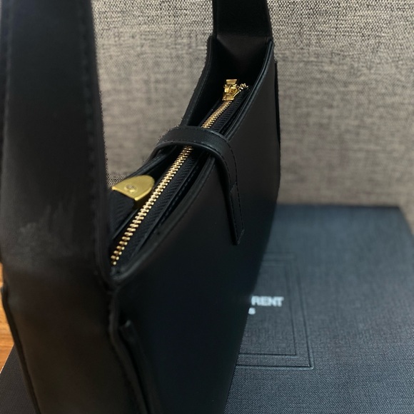 Black- Bag new✨ - Picture 5 of 7